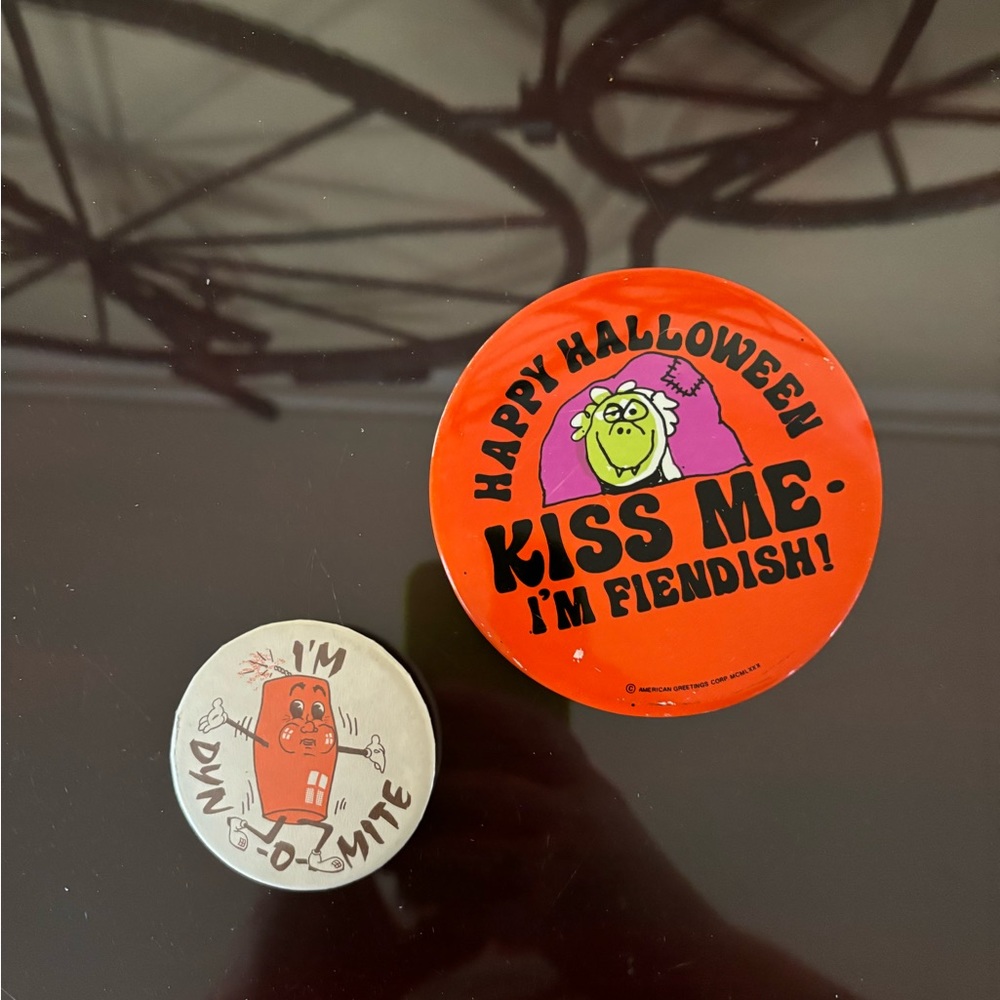 set of 2 retro button pins